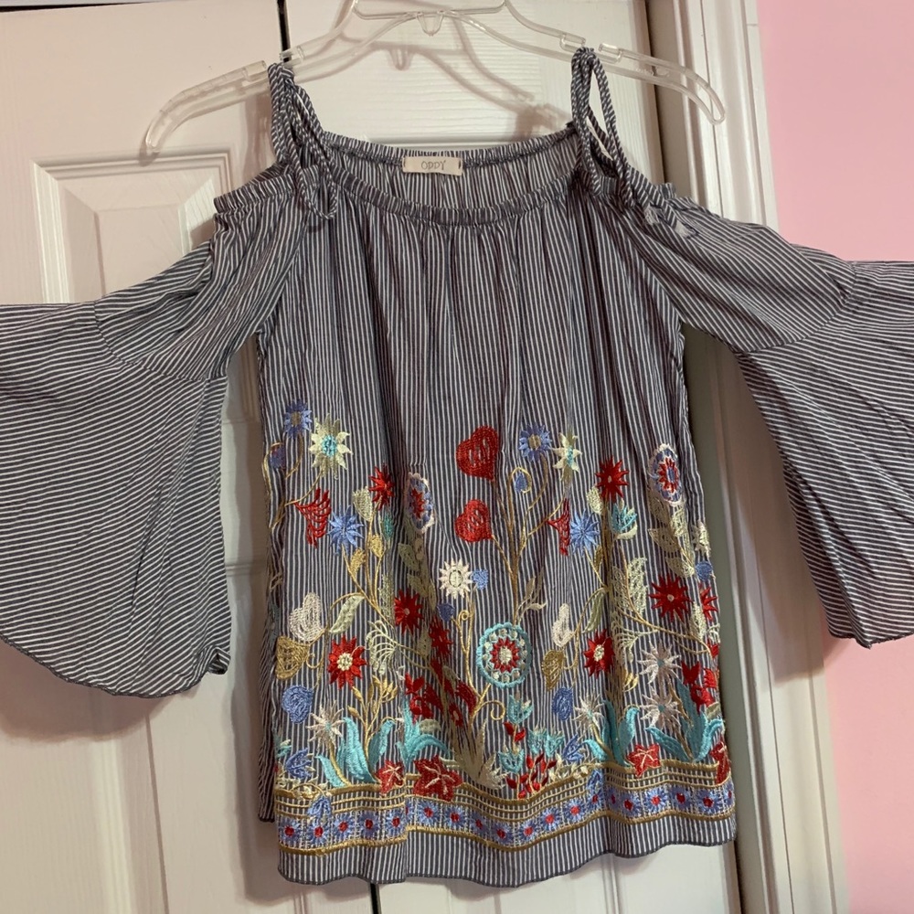 Embroidered blouse